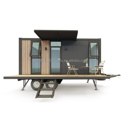 20ft oder 40ft voll ausgestattetes Containerhaus auf Rädern mit modernem Design und Sandwich-Panel-Material