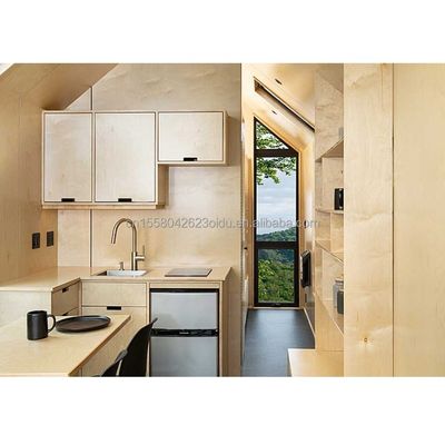 50/75/100mm Wellen-Sandwich-Panel Modulare Stahlstruktur Vorgefertigte Versandfahrzeug Mobilküche Restaurant Container Haus auf Rädern