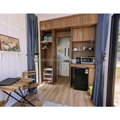 50/75/100mm Wellen Sandwich Panel Wand EU Modern Design Stahlkonstruktion Gebäude für Holzhotels oder mobile Kleines Haus Vorgefertigtes Haus