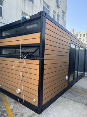 40 Fuß vorgefertigter Container Holzhaus 3 Schlafzimmer und Wohnzimmer Erweiterbares Stahldesign für den Außenbereich