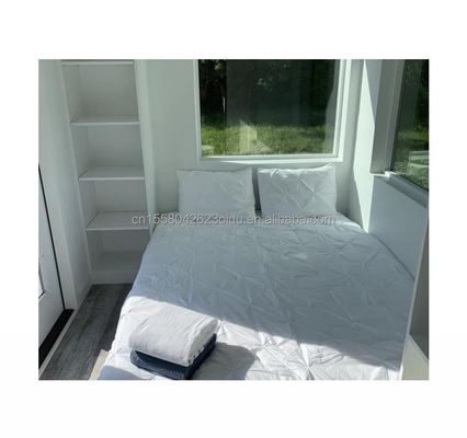 20ft 40ft Shipping Container Vorgefertigtes Haus für Carport mit Sandwich-Panel und galvanisierten Stahl Biegen 180g