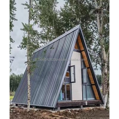 50/75/100mm Wandwellen Sandwich Panel Modernes Design Dreieck Modulares Holz Vorgefertigtes Haus für kleine Villen Luxus Stil