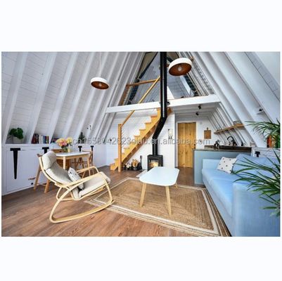 EU Dreieck A-förmige Stahlkonstruktion Rahmen Raum Modernes Kleines Haus Prefab Kit Luxus Dreieck A-Rahmenhaus mit Holzhaus