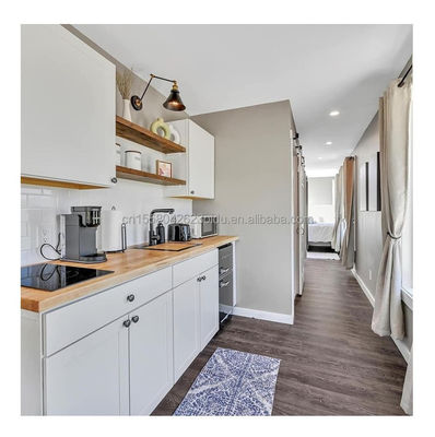 Hauptkonstruktion Galvanisiertes Stahlquadratrohr Holzbehälter Familienhaus Europäische Union Australien 40ft 2 Schlafzimmer 1 Saal