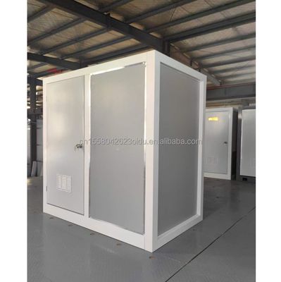 Moderne Design Vorgefertigte modulare Toiletten Portable Outdoor Flat Pack Behälter aus Stahl und Sandwich-Panel für den Laden 10FT